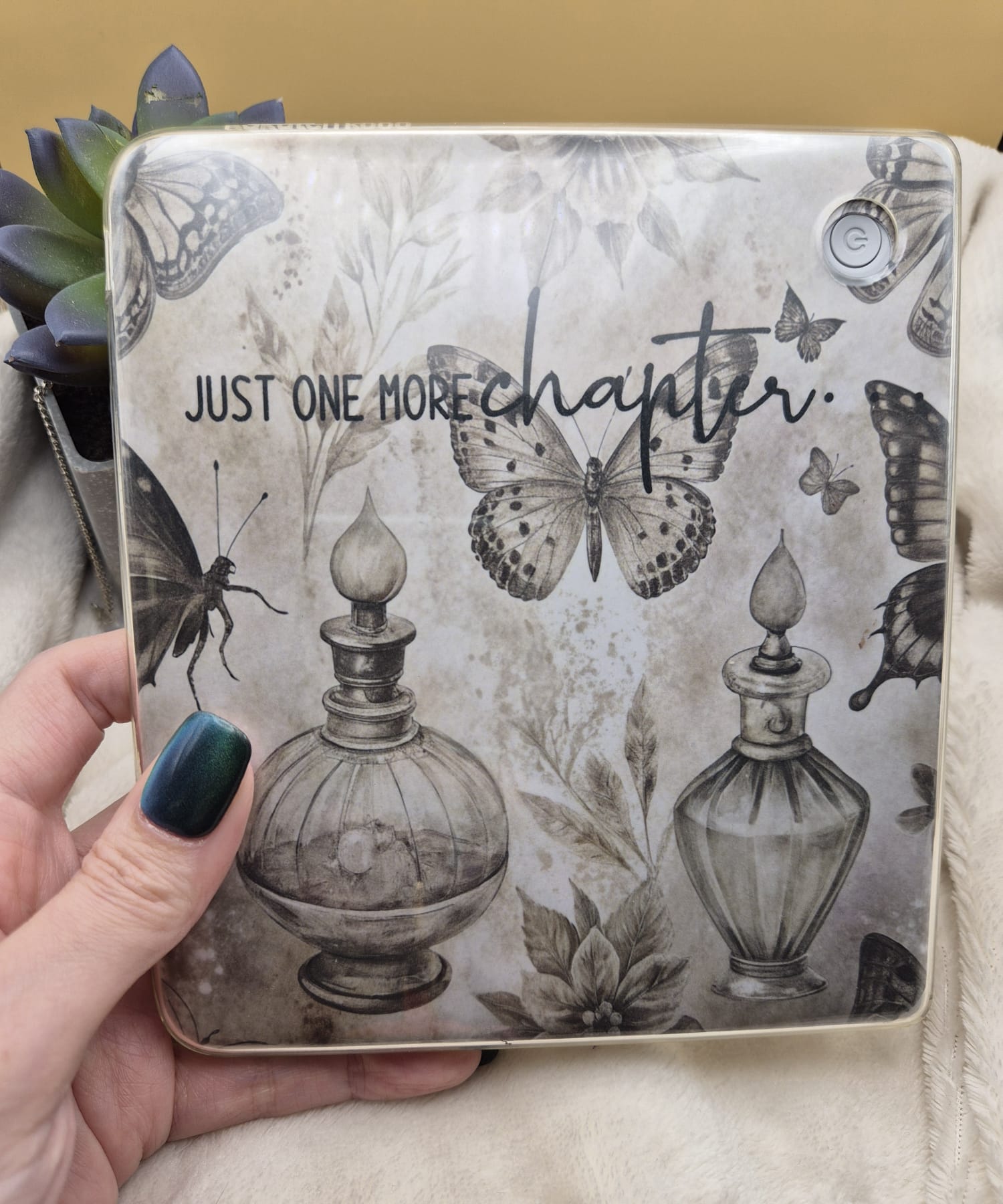 “Chapter’s End Botanica” E-reader Insert