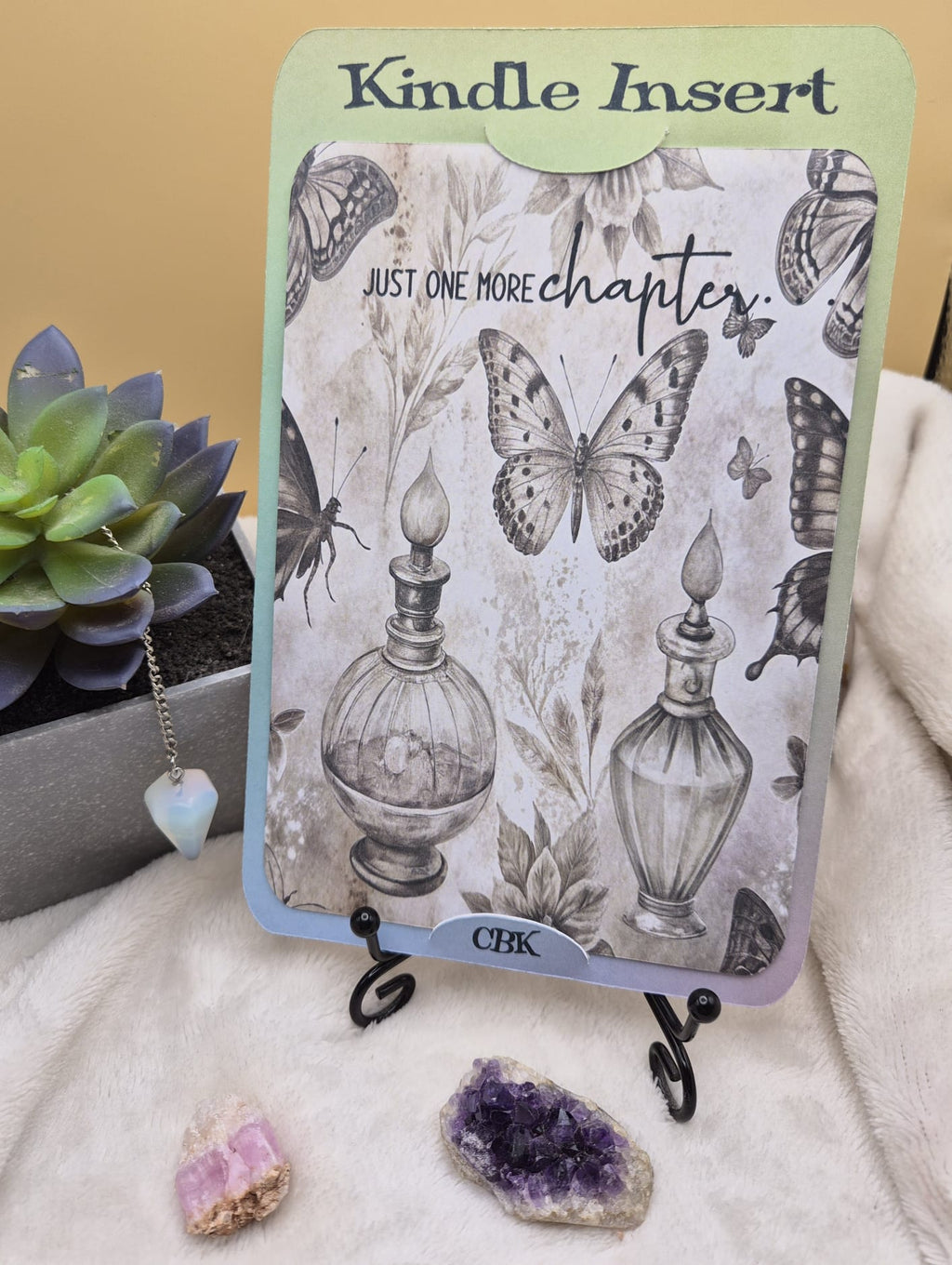 “Chapter’s End Botanica” E-reader Insert