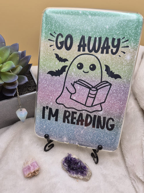 ''Go Away I'm Reading'' Pastel Ghost E-reader Insert