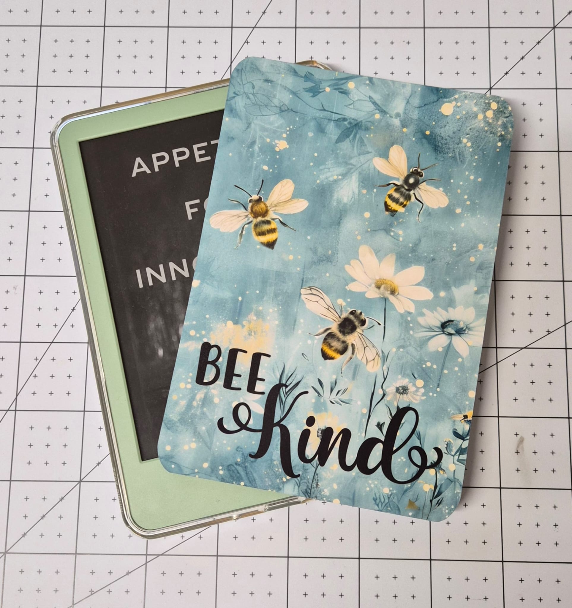 Bee Kind E-Reader Insert | Floral Bee Kindle Insert | Cute Bookish Ereader Aesthetic | Bee Lover Gift