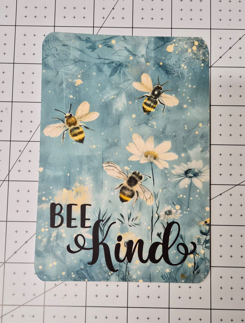 Bee Kind E-Reader Insert | Floral Bee Kindle Insert | Cute Bookish Ereader Aesthetic | Bee Lover Gift